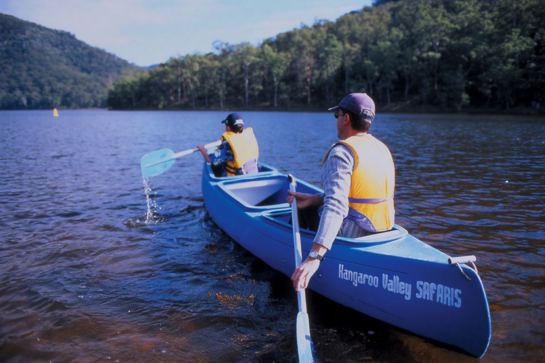 Kangaroo Valley safaris canoe